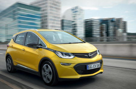 Opel-Ampera-e-electric-car-1.jpg