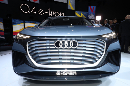 Audi-Q4-e-tron-Geneva-5.jpg