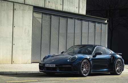 Porsche-911-Turbo-2020-3--1-.jpg