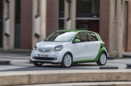 Smart-ForFour-Electric-2.jpg