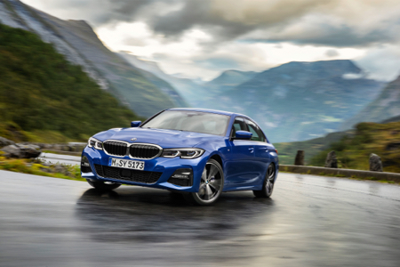 BMW-3-Series-Saloon-2019-4.jpg